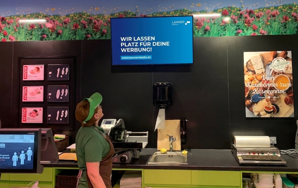 Screen am POS im Adeg Greifenburt